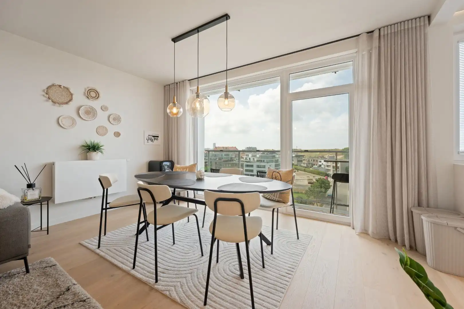 Instapklaar gemeubeld 2-slaapkamerappartement met zeezicht en duinenzicht te Bredene  foto 4