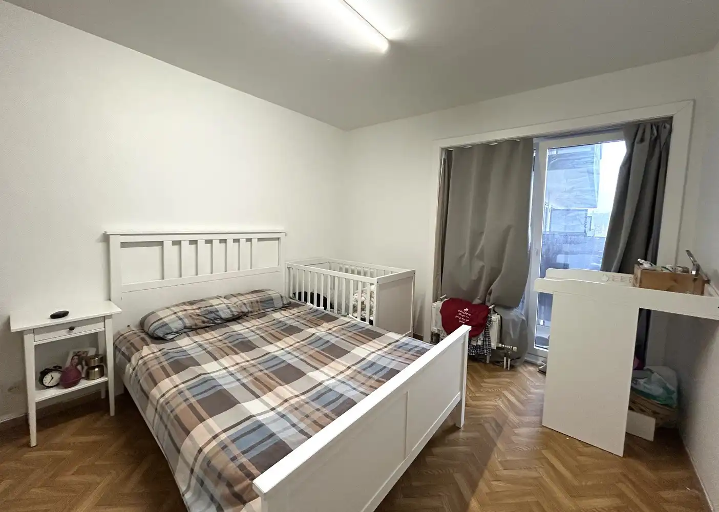 Op te frissen 1-slaapkamerappartement met autostaanplaats en kelder foto 8