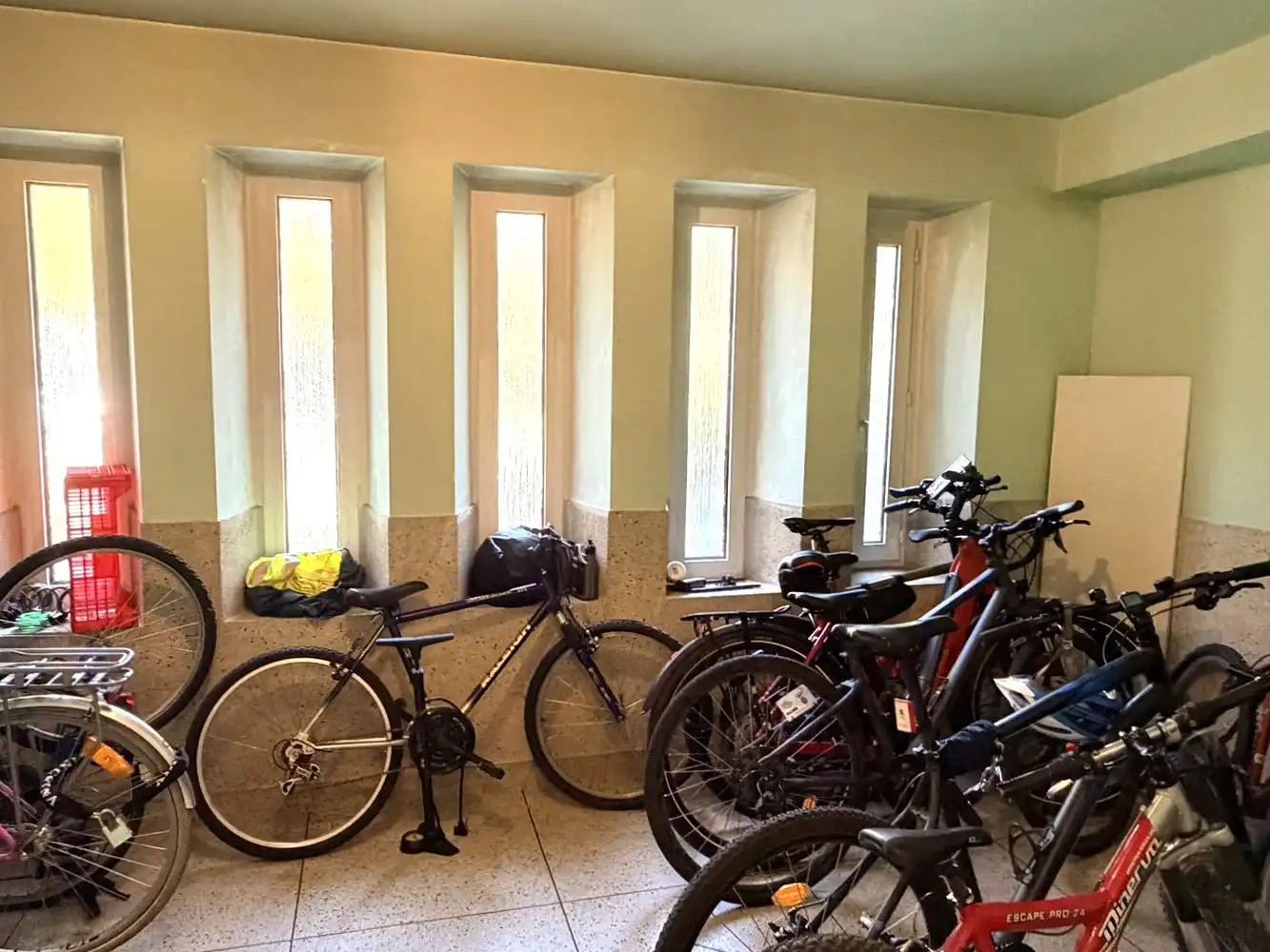 Ruim appartement met 3 slaapkamers op een topligging in Sint-Pieters-Woluwe. foto 14