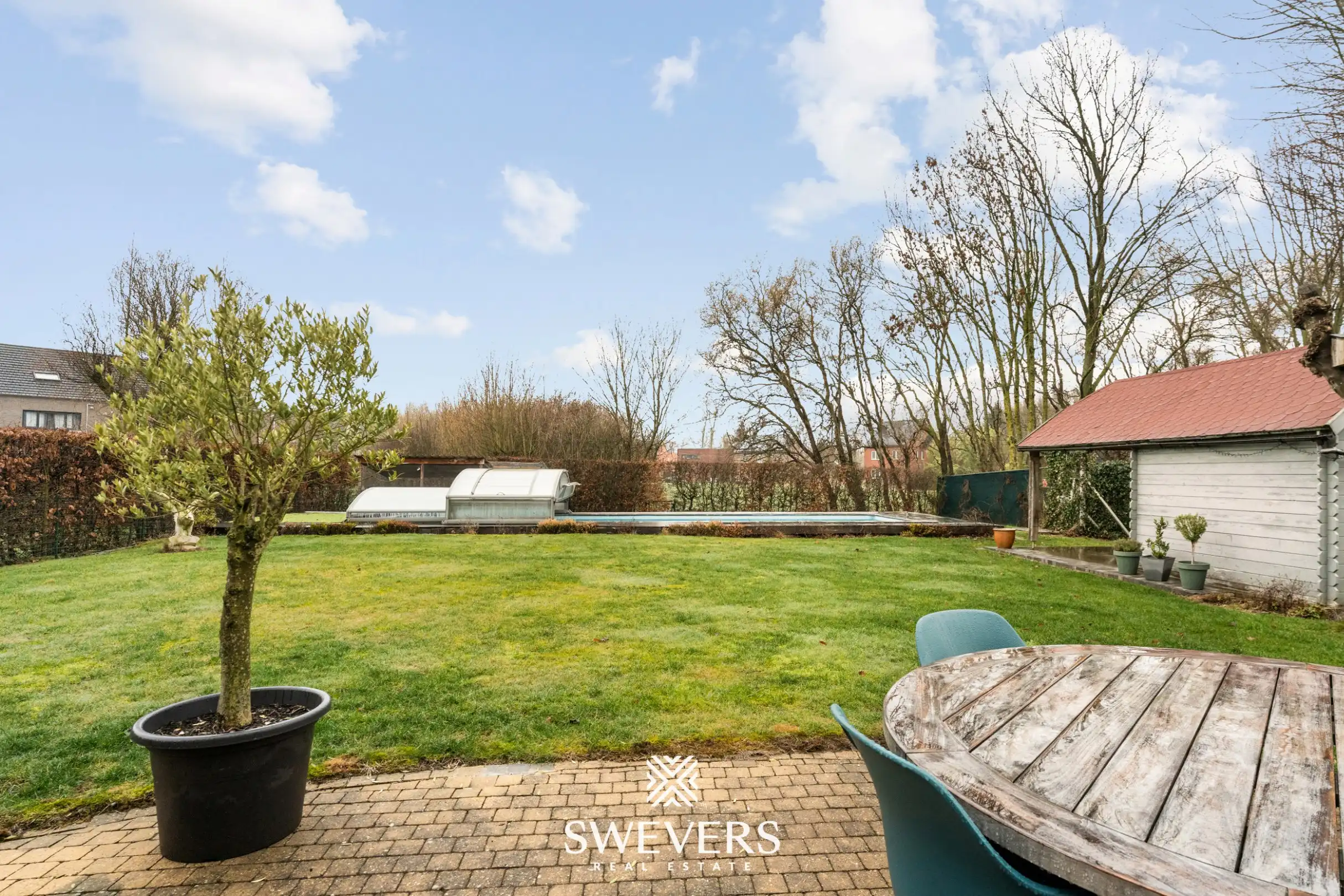 Royale woning met zwembad en 5 slaapkamers foto 27