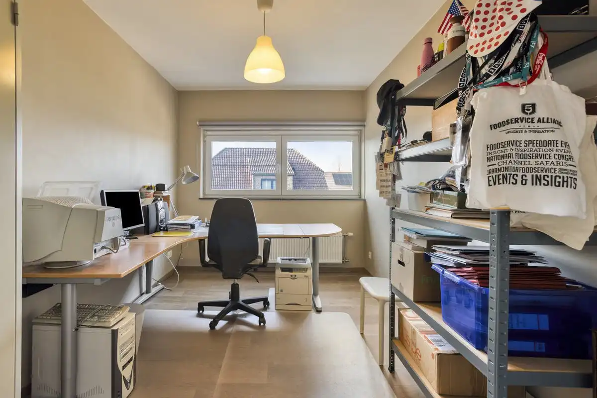 Volledig instapklaar huis met 3 kamers te koop in Waregem foto 14