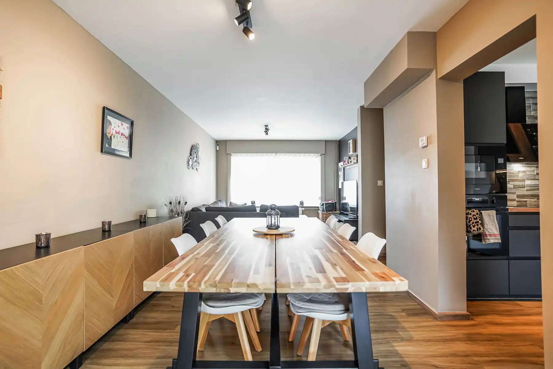 Mooi gerenoveerde & instapklare 3-gevel woning te Londerzeel foto 7