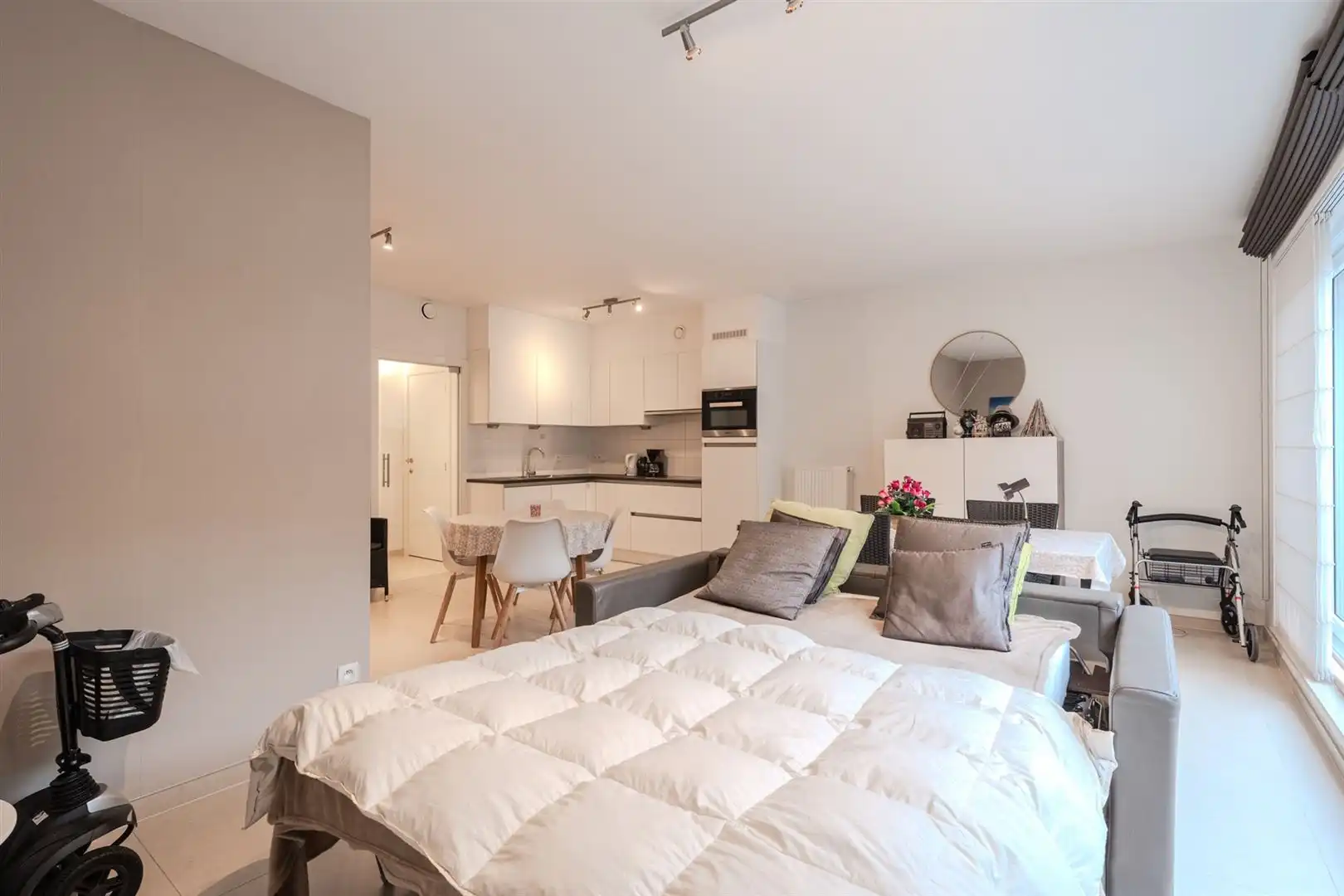 1 slaapkamer appartement in recent gebouw foto 11