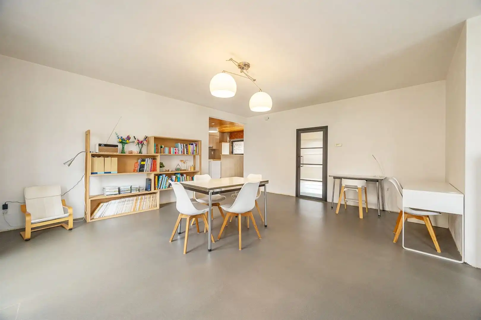 Instapklare laagbouwwoning op een rustige locatie.  foto 5