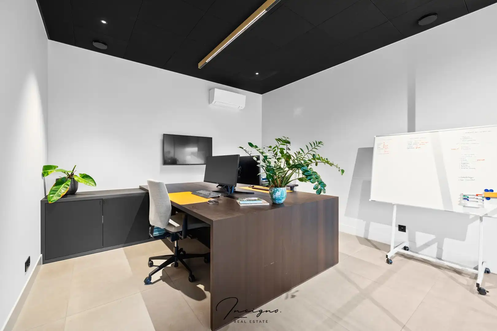 Kantoorgebouw foto 5