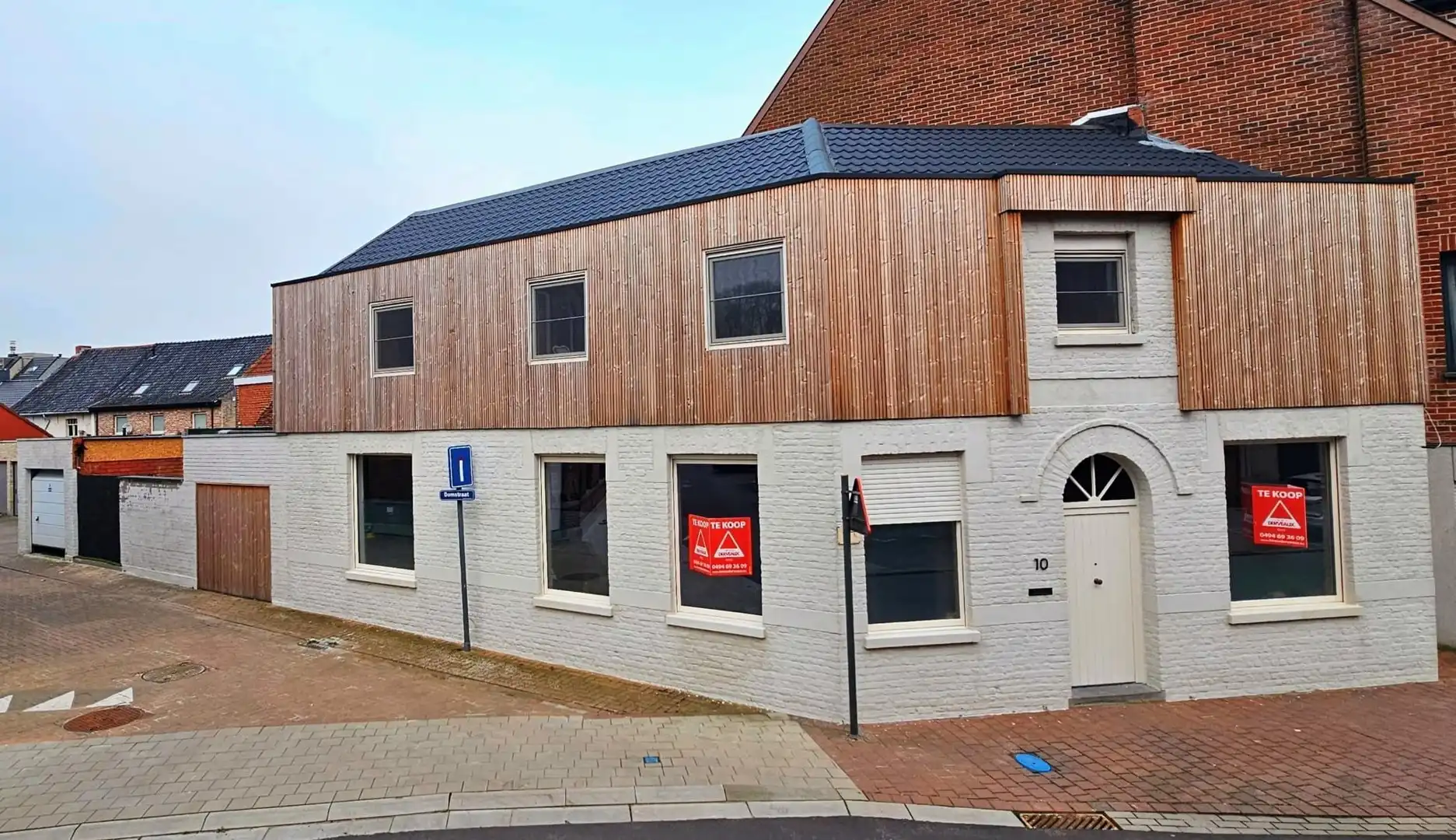 Beveren – Volledig gerenoveerde & instapklare woning met 4 slaapkamers & garage foto 2