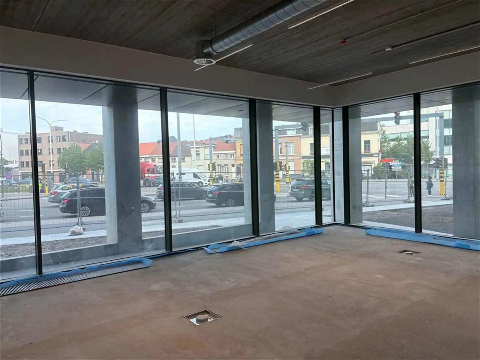 Horeca-opportuniteit  aan Station Antwerpen-Berchem foto 3