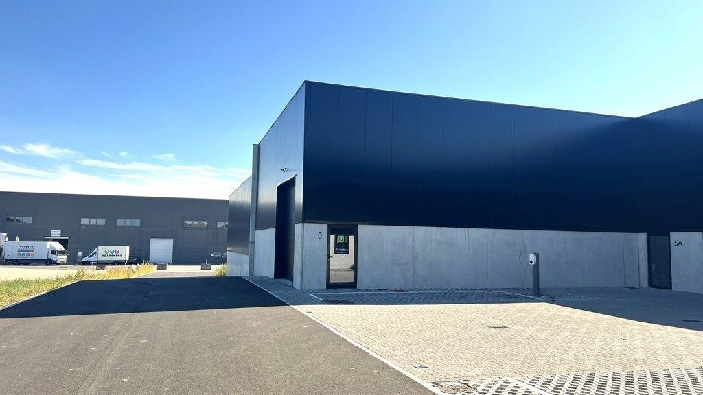 Nieuwbouw magazijn te huur in Atomveldstraat in Haaltert  foto 2