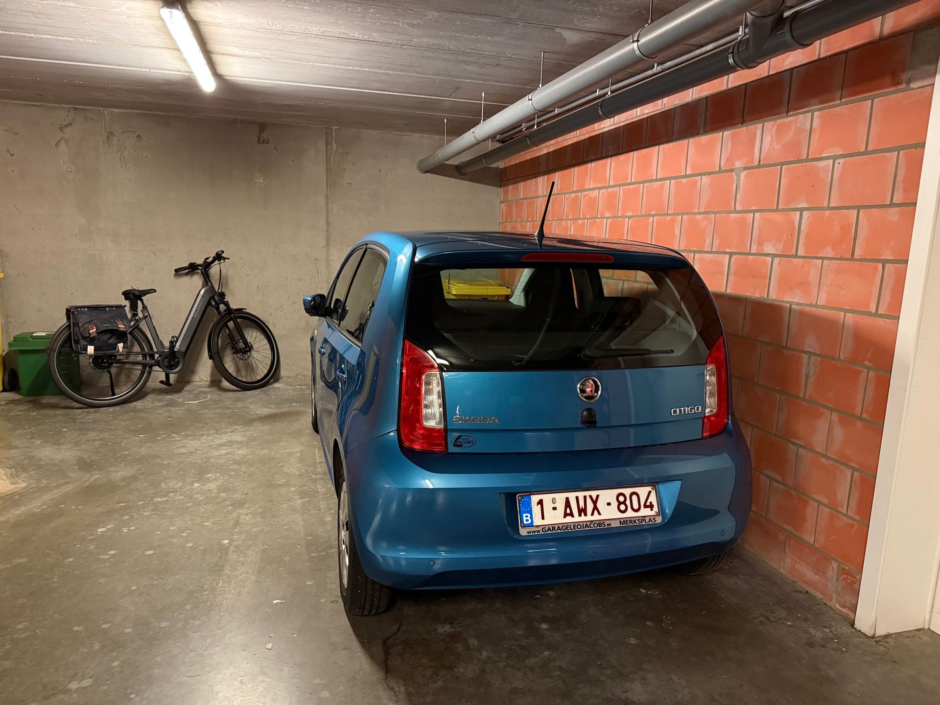 Instapklaar appartement met 2 slpks, autostpl en berging. foto 25