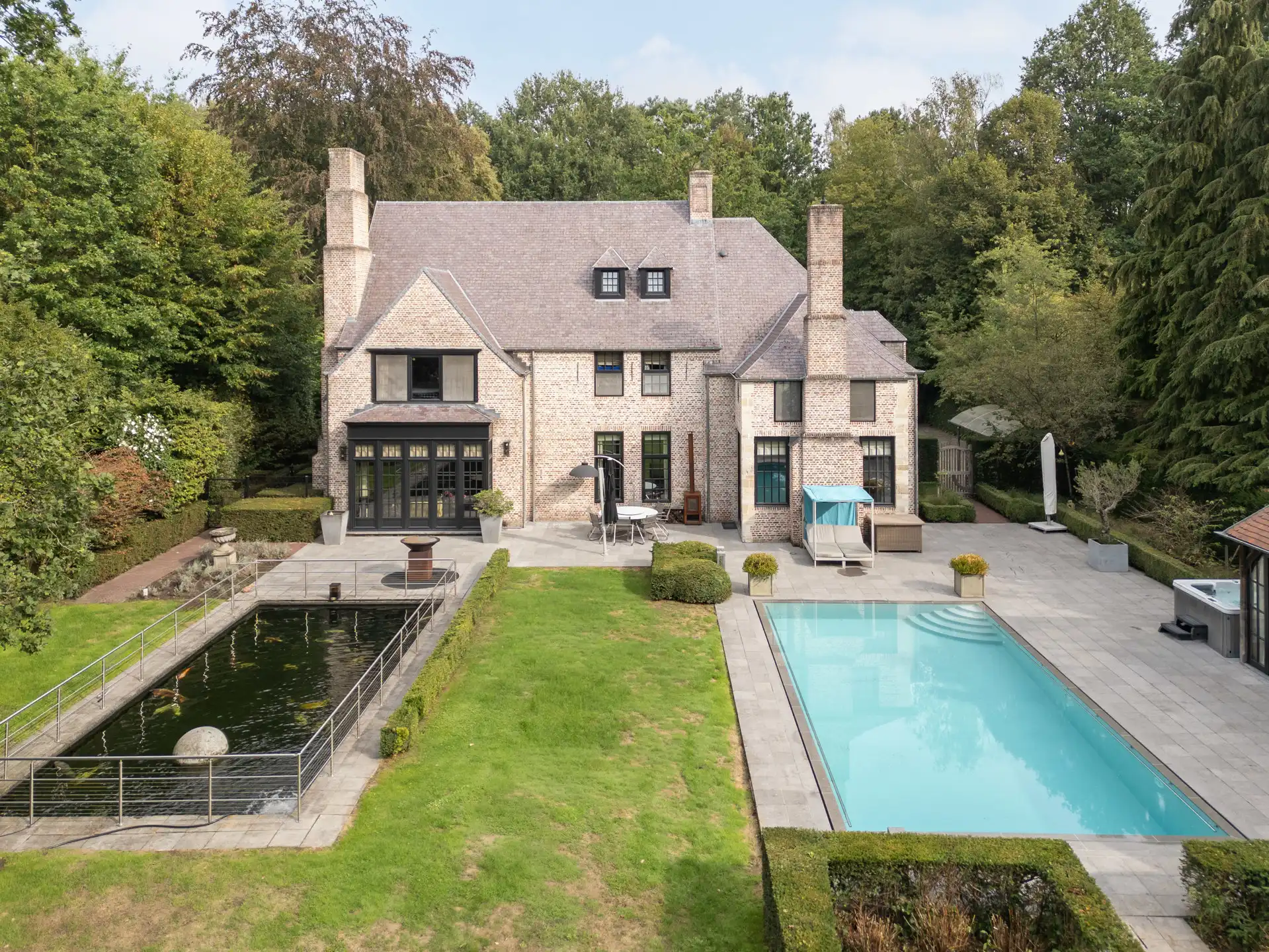 SCHILDE - Exclusief landhuis op domein van 3.532 m² foto 2