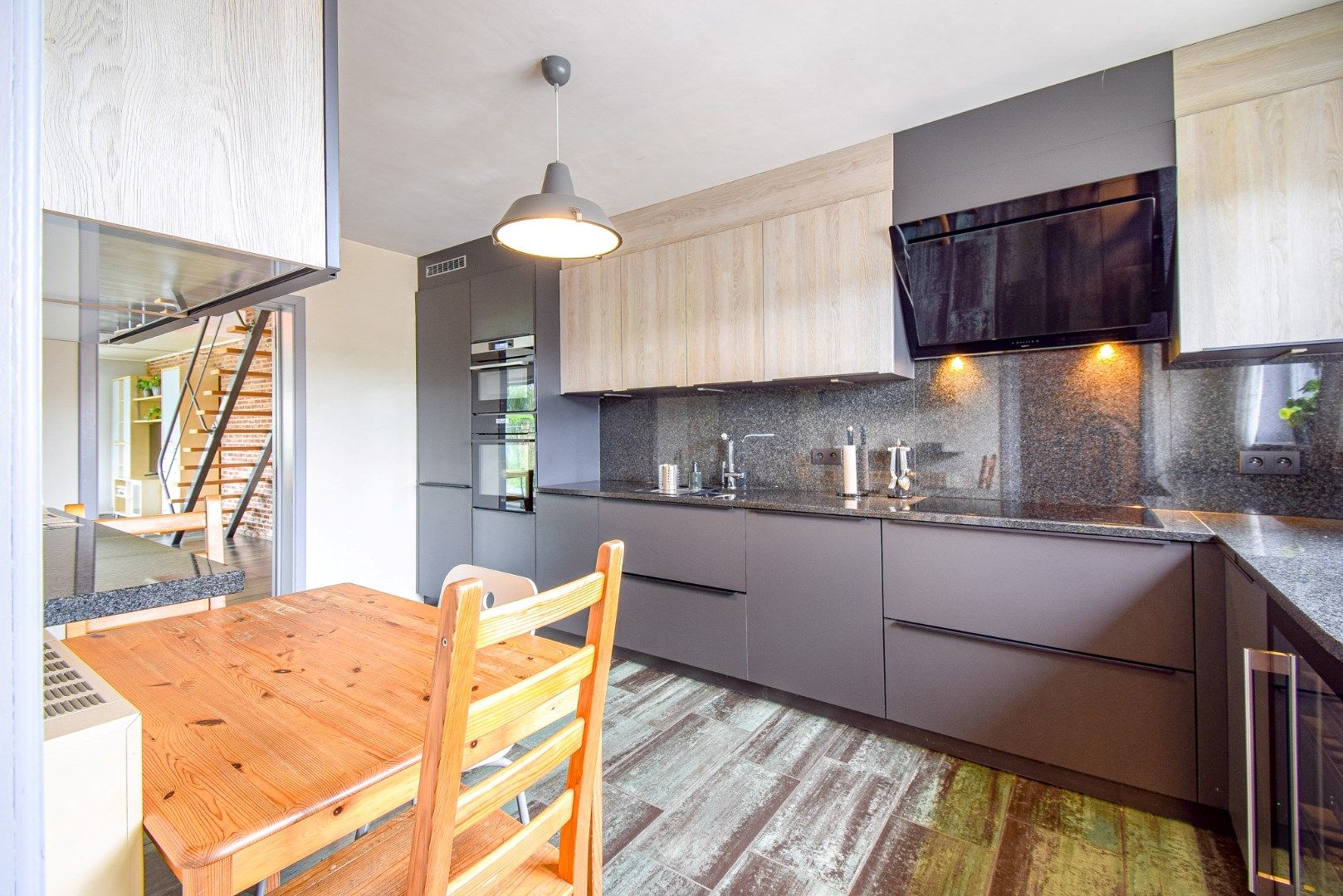 Rustig gelegen gezinswoning met 3 slaapkamers en garage foto 6