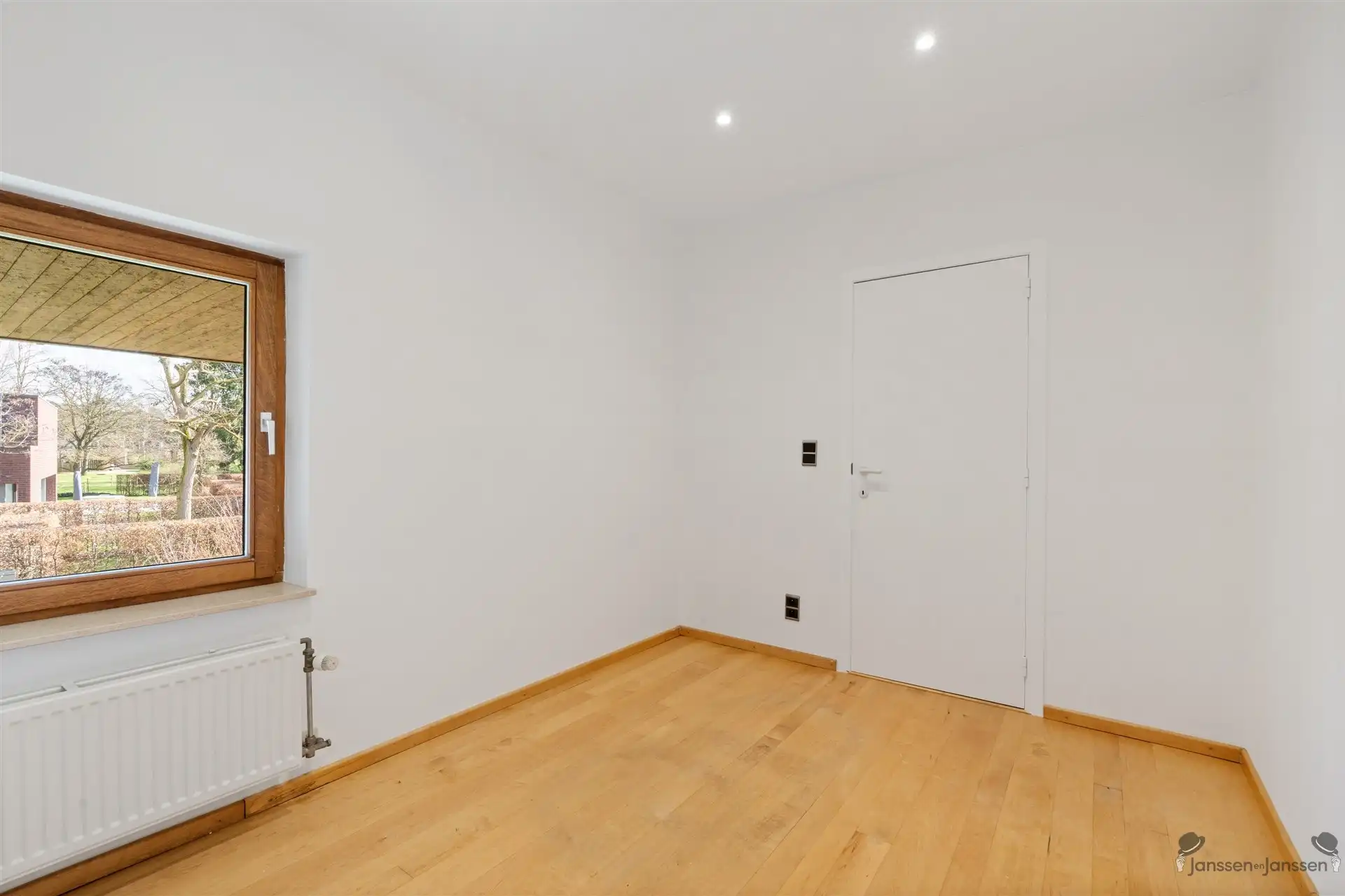 MODERNE, VOLLEDIG GERENOVEERDE VILLA OP RUSTIGE LIGGING IN TREMELO foto 18