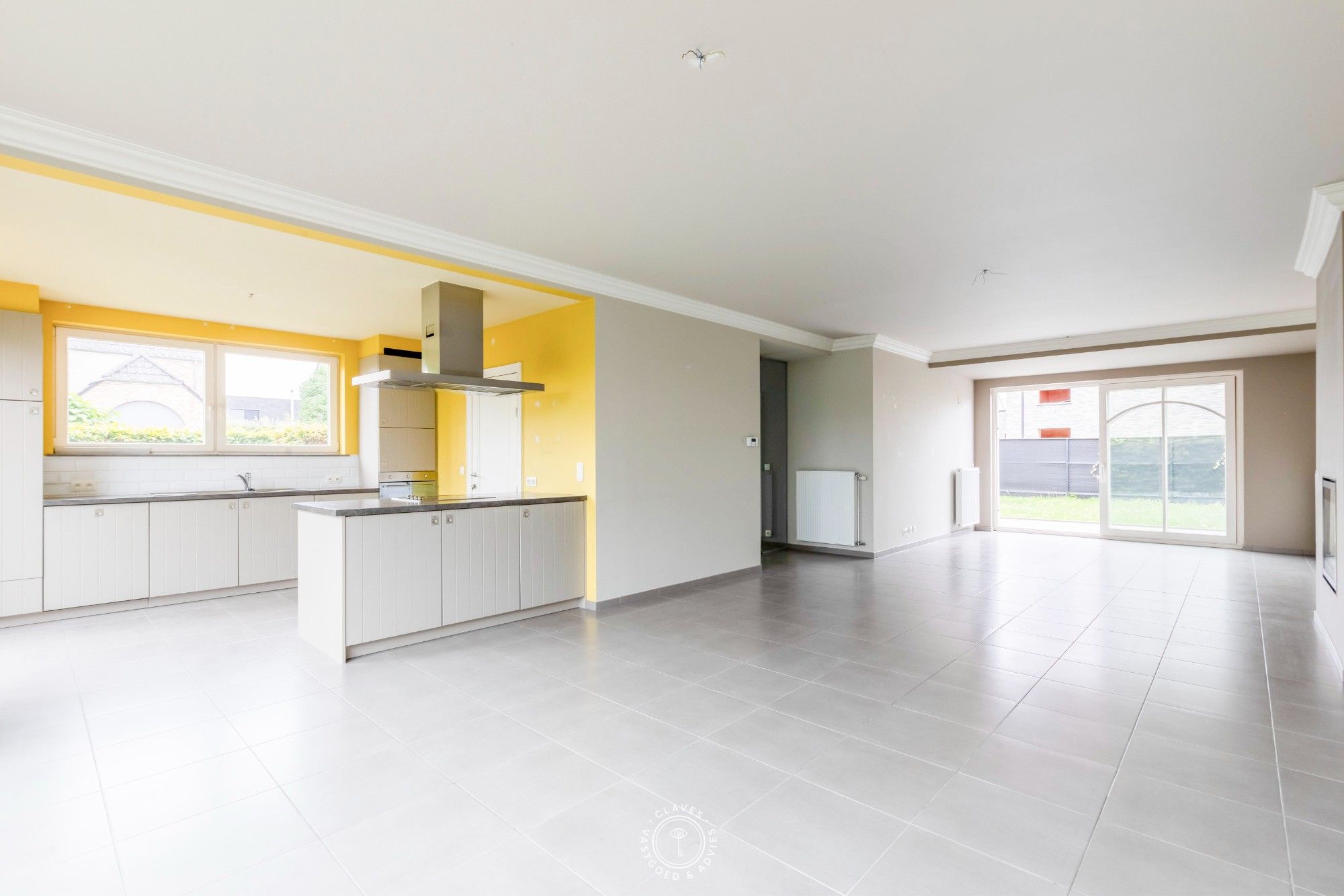 Recente half-open bebouwing met B-label foto 5