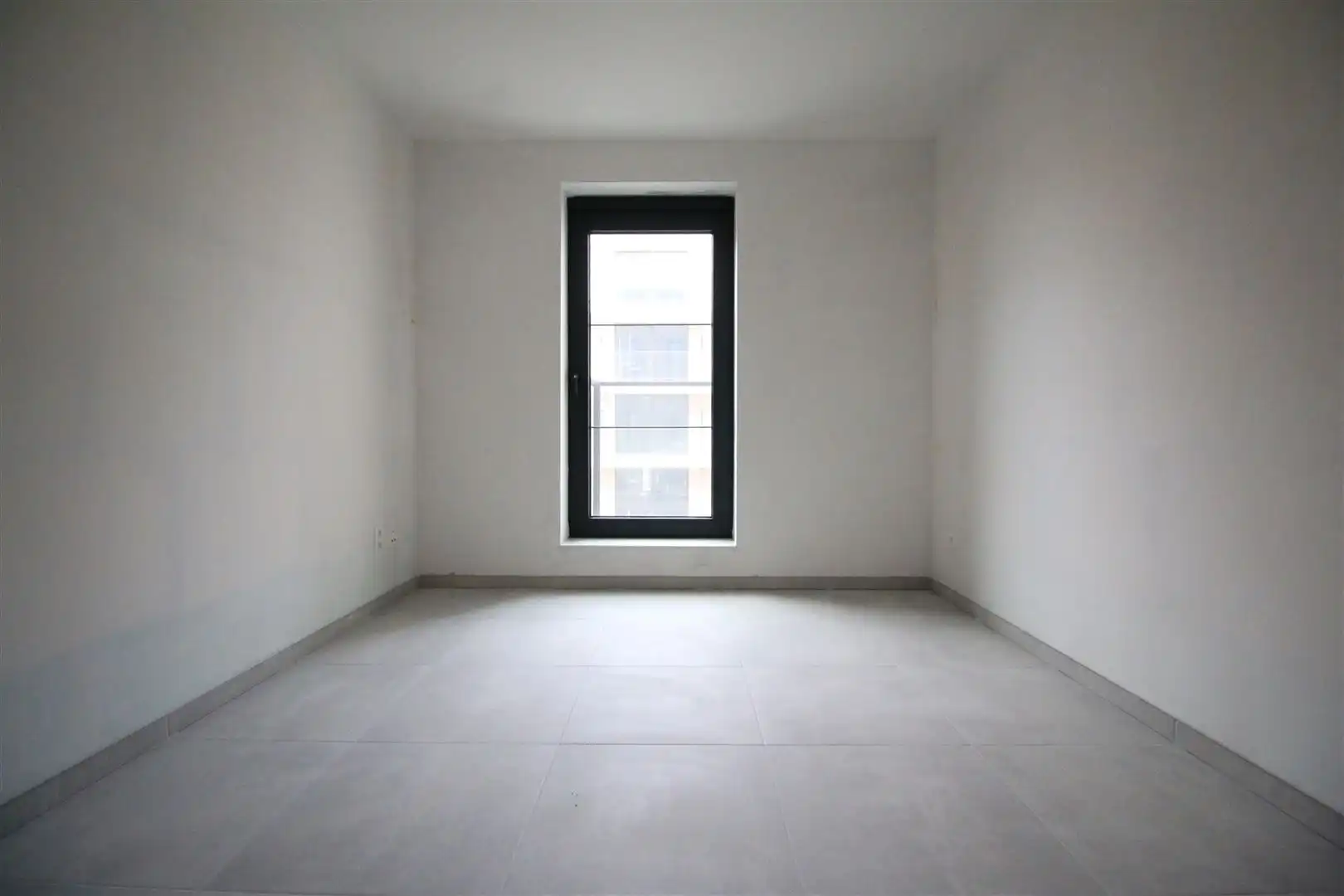 Nieuwbouw appartement met 2 slaapkamers, terras en parking foto 6