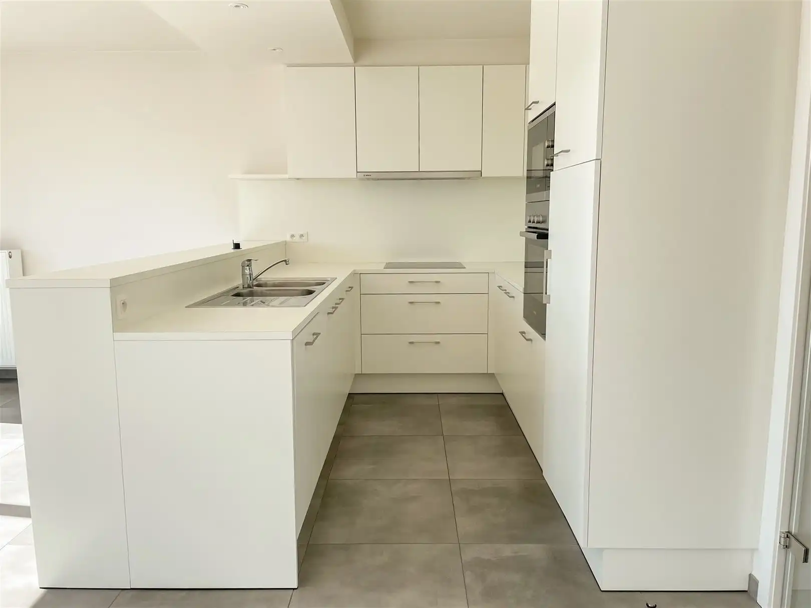Appartement met 1 slpk met terras en staanplaats. foto 3