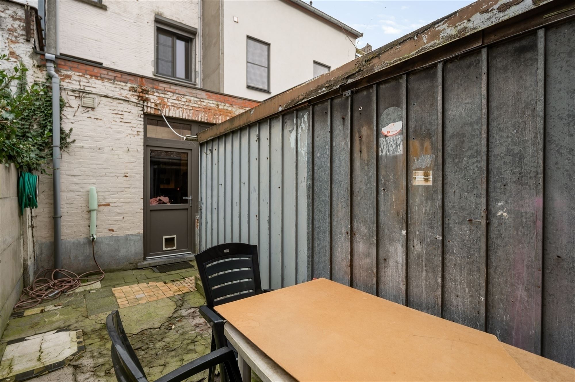 Karaktervolle, te renoveren woning op een uitstekende locatie te Mechelen foto 11