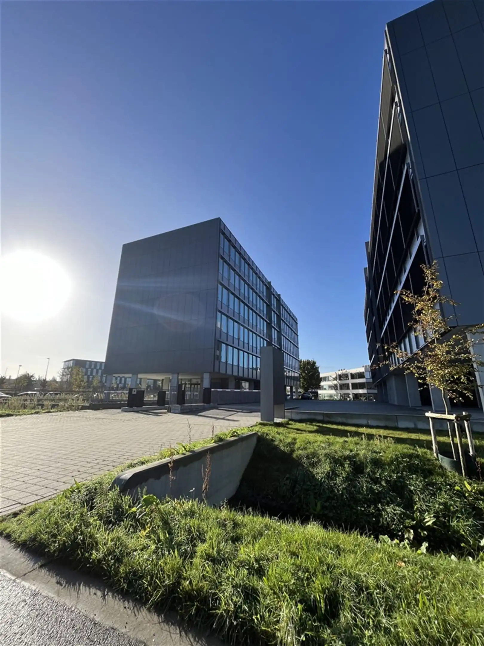 Nieuwbouw BEN kantoren met vlotte bereikbaarheid foto 2