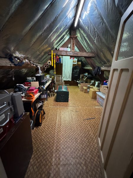 Ruime woning met garage te huur foto 23