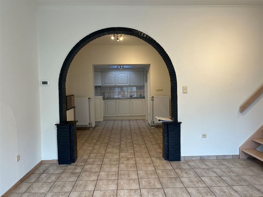 Gezellig en instapklaar triplex appartement met 2 slaapkamers in het centrum van Opoeteren foto 3