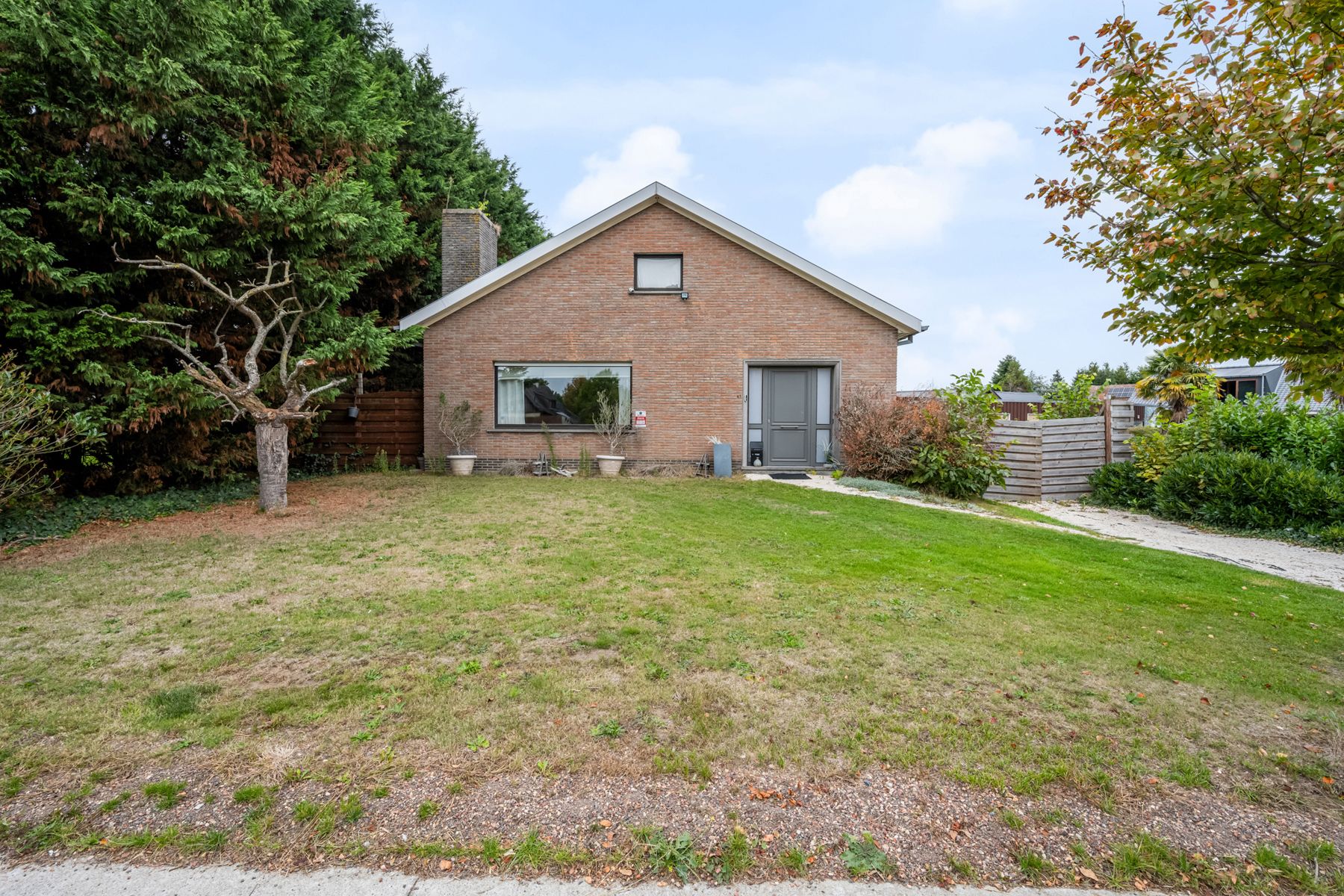 Goed onderhouden woning met 3 kamers, garage en grote tuin foto 16