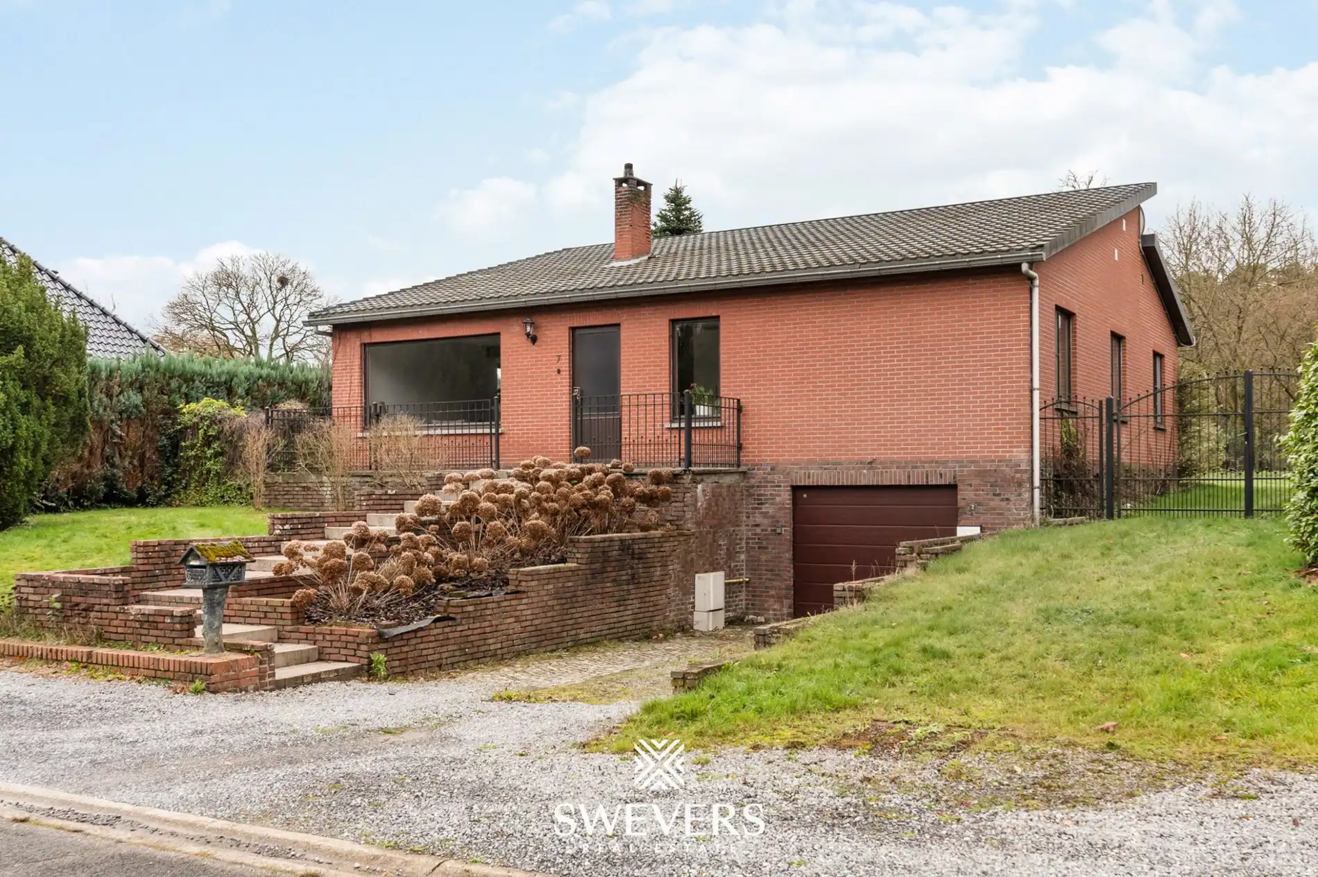 Instapklare woning op 19a94 op een uiterst rustige, groene locatie in Lillo foto {{pictureIndex}}