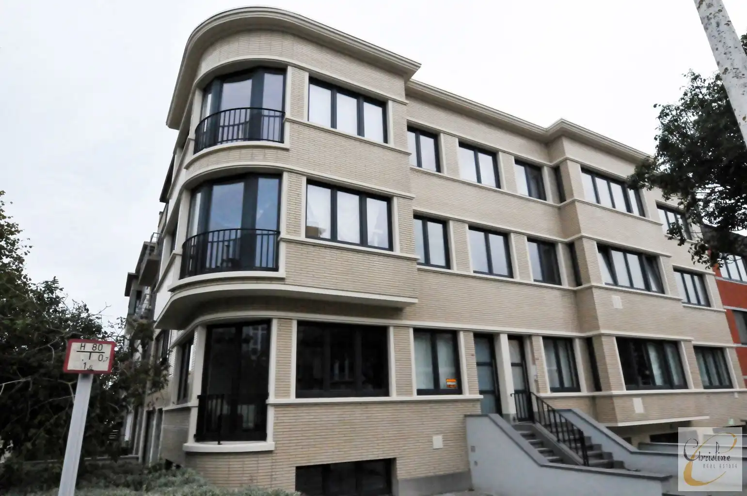 Opbrengsteigendom met 3 appartementen foto 3