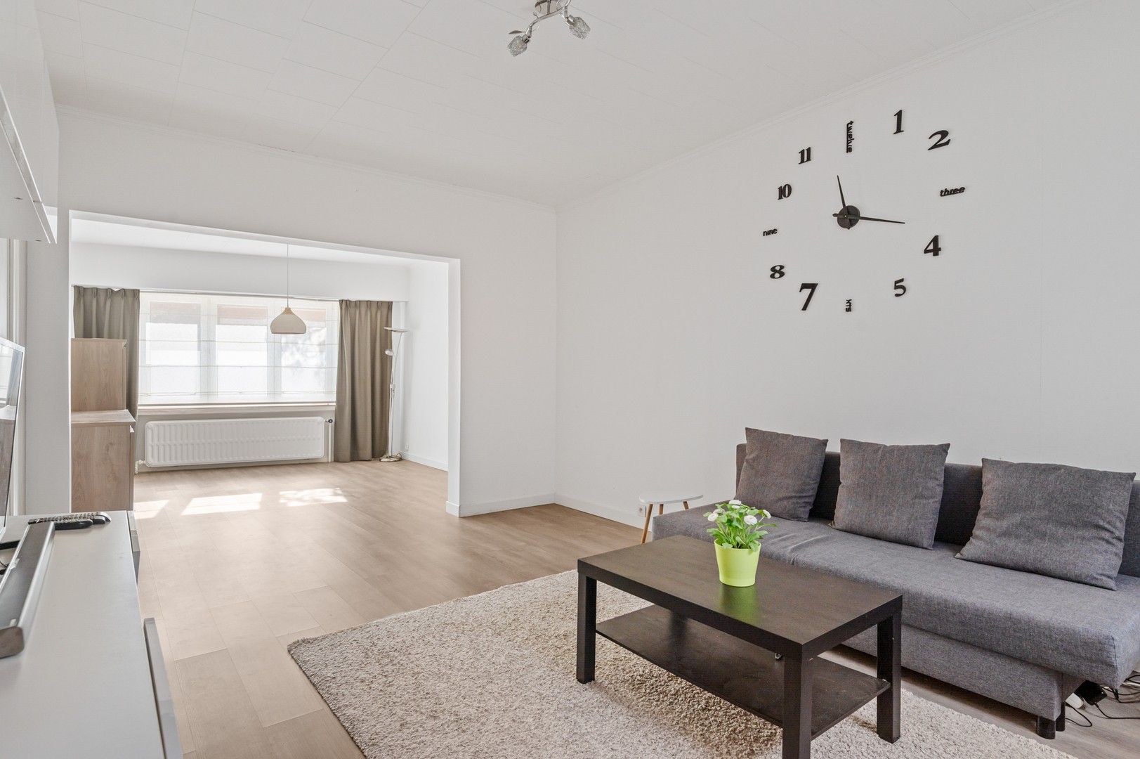 Knappe eengezinswoning met 3 slaapkamers en zonnige tuin foto 2