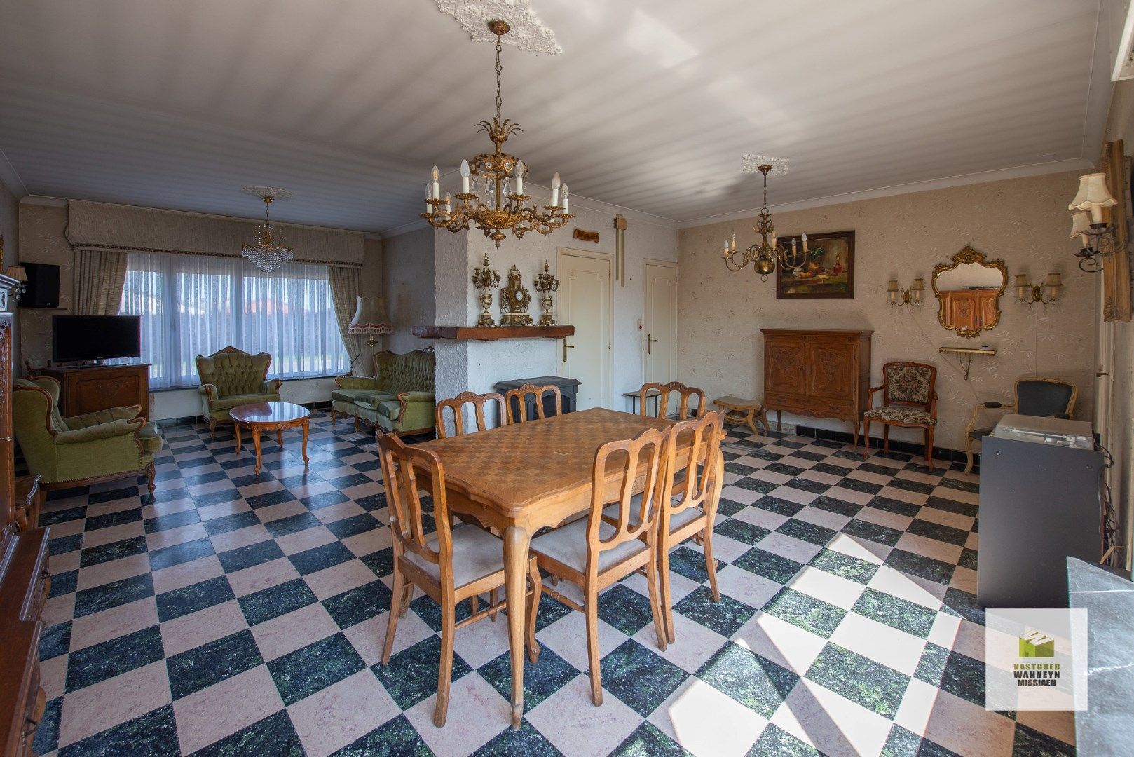 Te renoveren woning met landelijk vergezicht en bijgebouw op toplocatie te Wingene foto 4