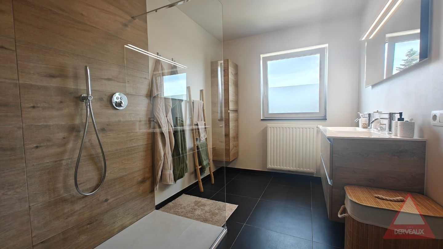 Roeselare – Instapklare halfopen nieuwbouwwoning met tuin en oprit foto 13