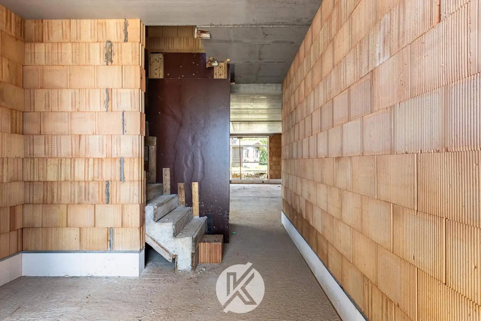 Nieuwbouwwoning op een rustige locatie foto 3