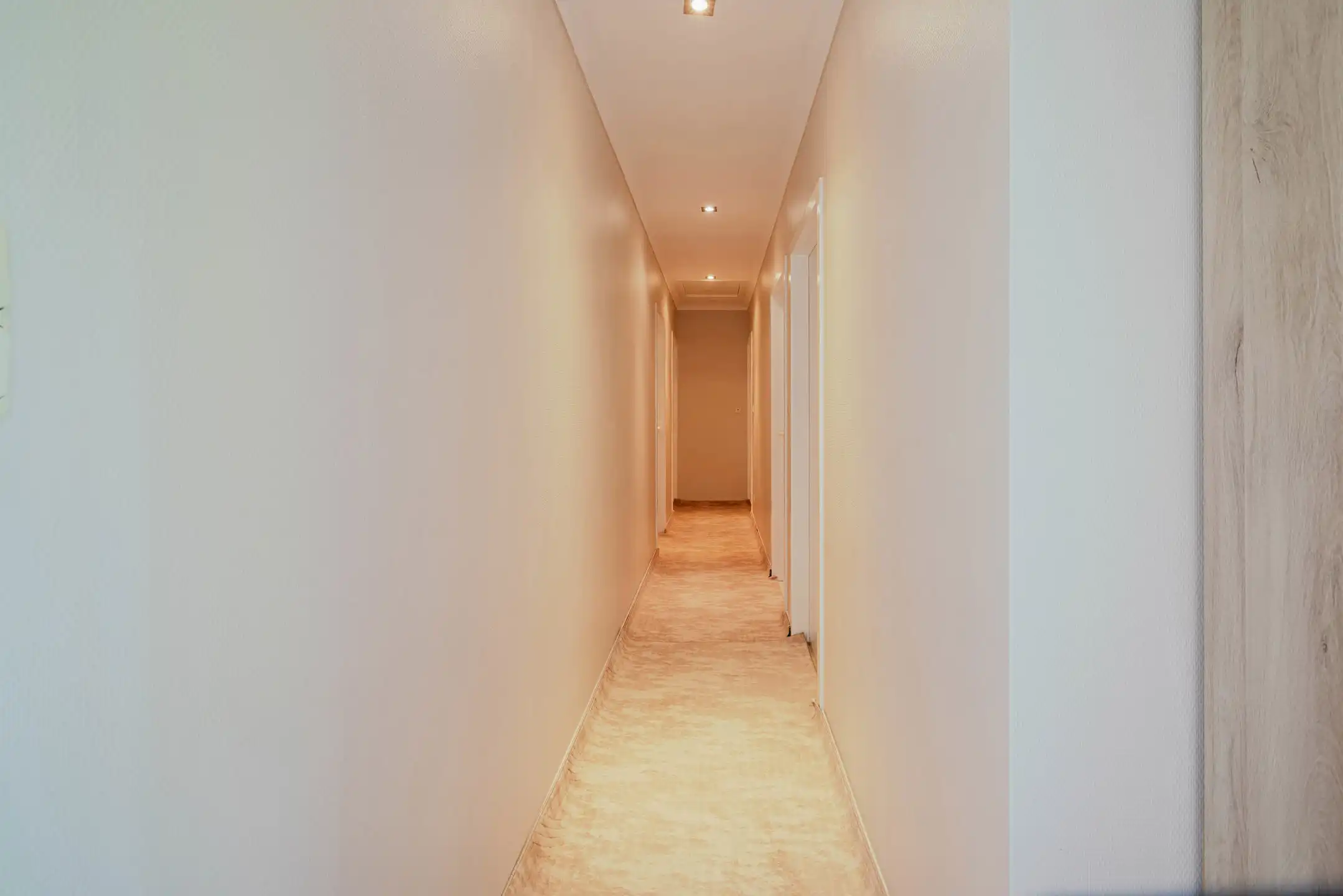 Rustig gelegen woning met 4 slaapkamers en tuin te Drongen  foto 13