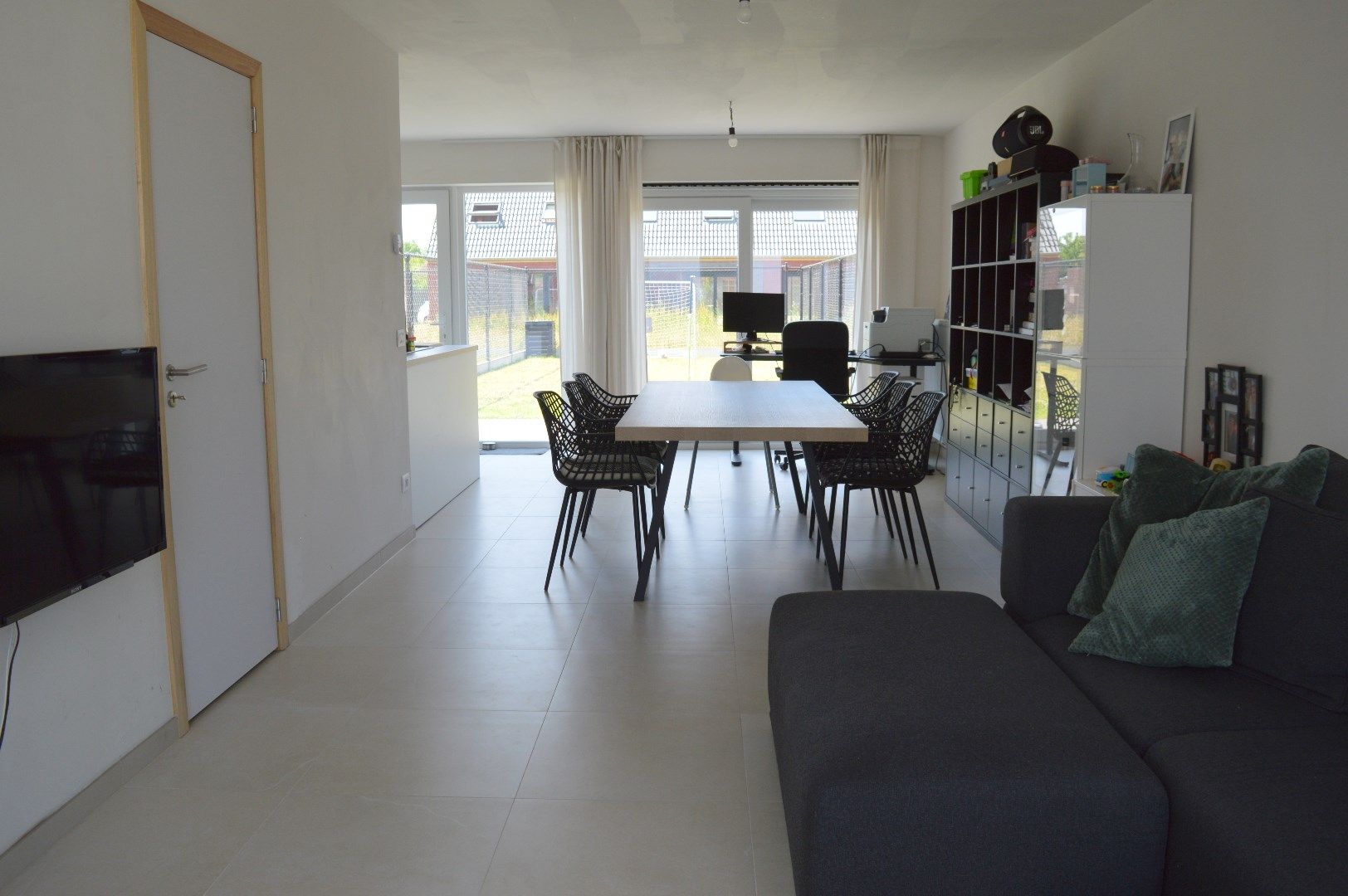 Instapklare woning in rustige omgeving te Heule foto 2