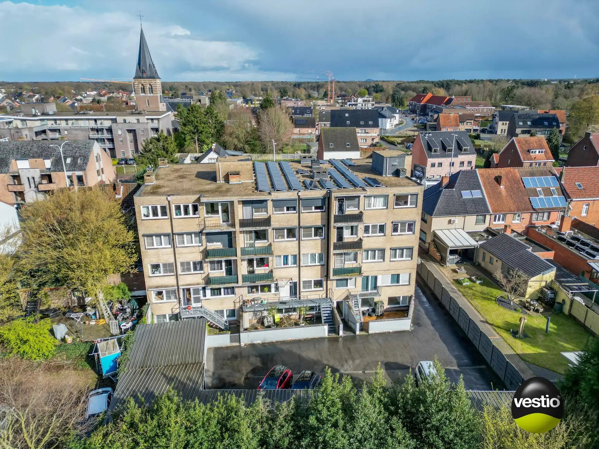TE RENOVEREN 3 SLAAPKAMER APPARTEMENT 121M² foto 3
