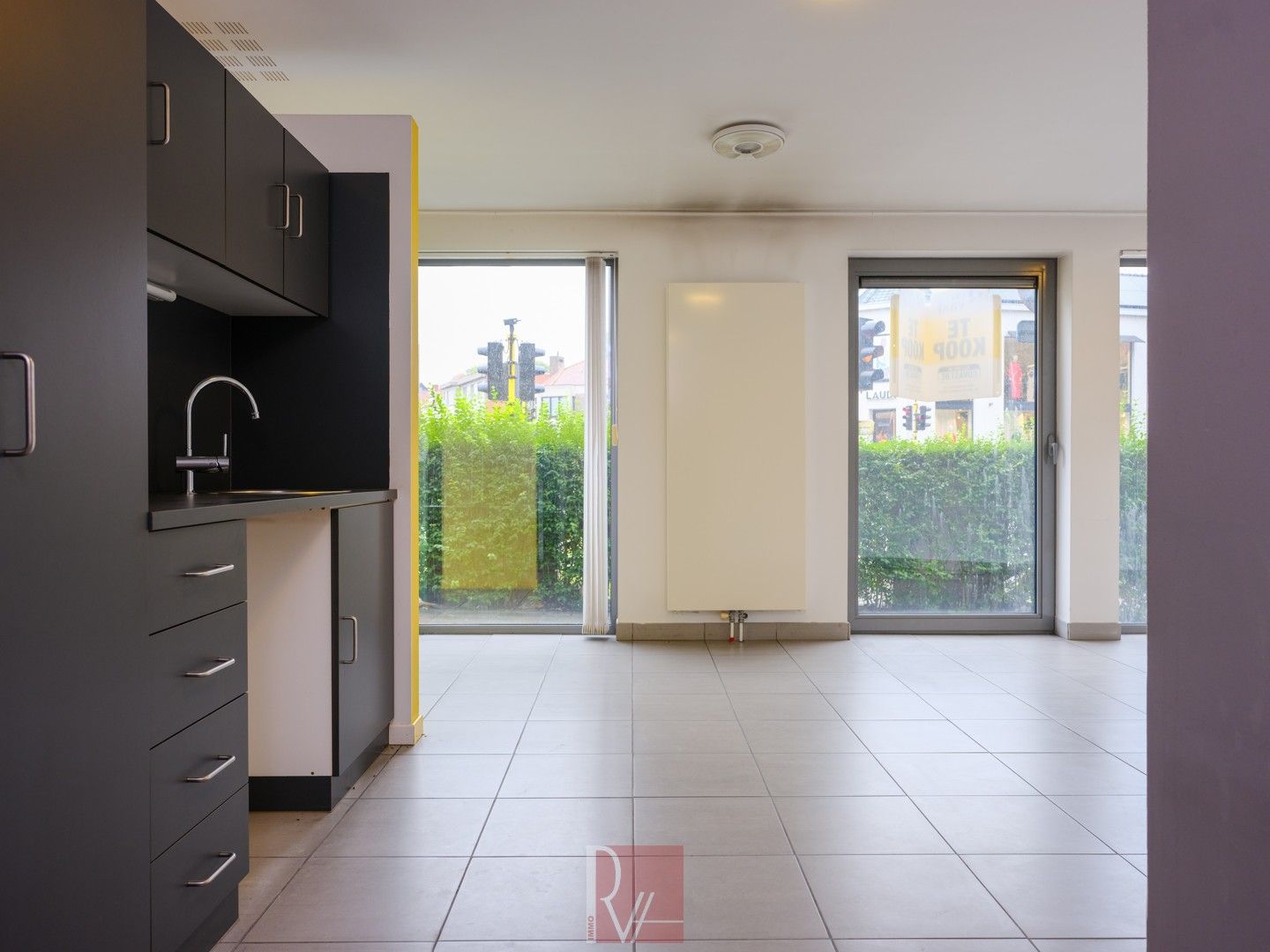 Kantoorruimte met centrale ligging in Tielt foto 9