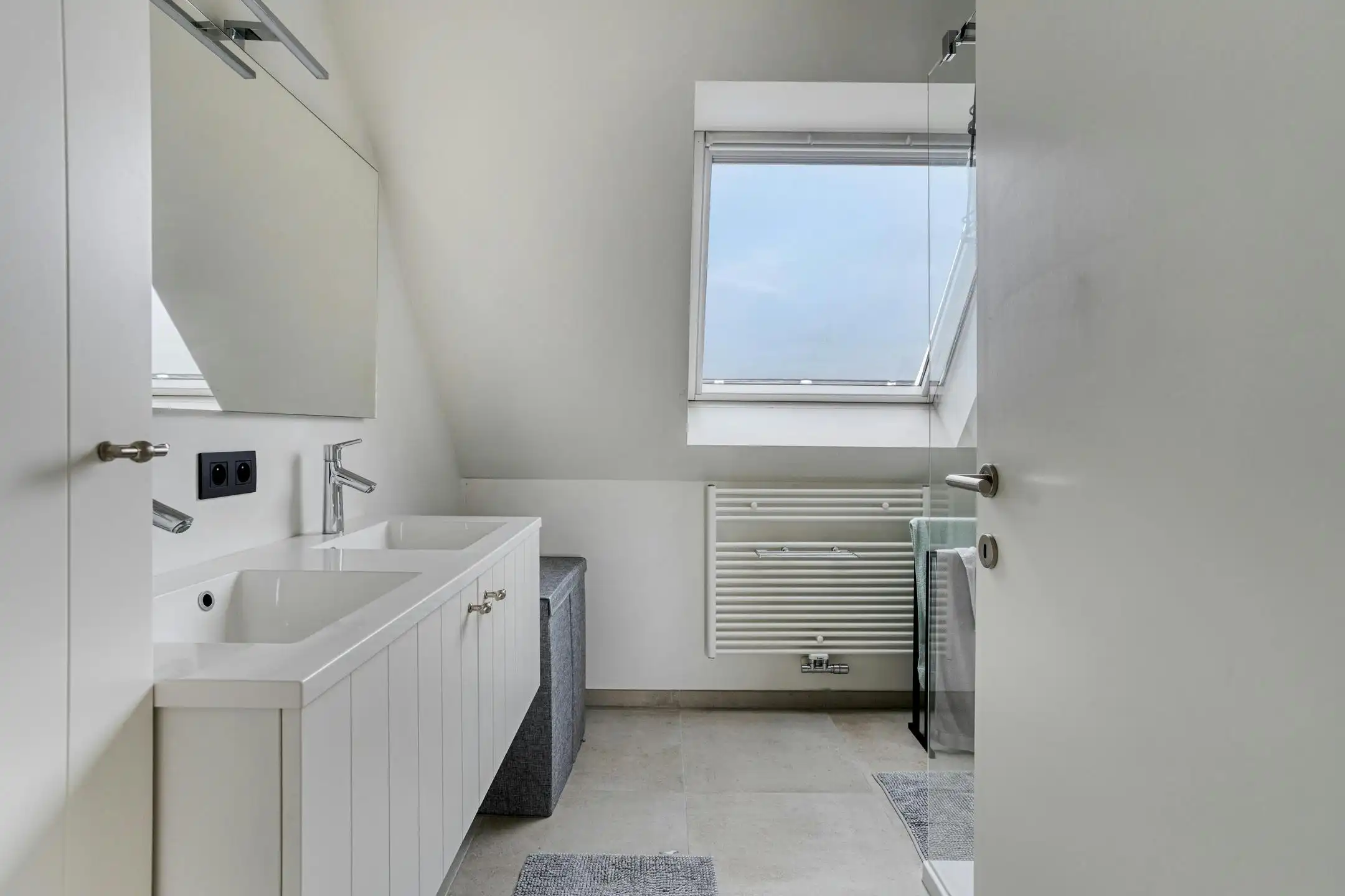 Instapklare, lichtrijke duplex te koop in hartje Aalter foto 12