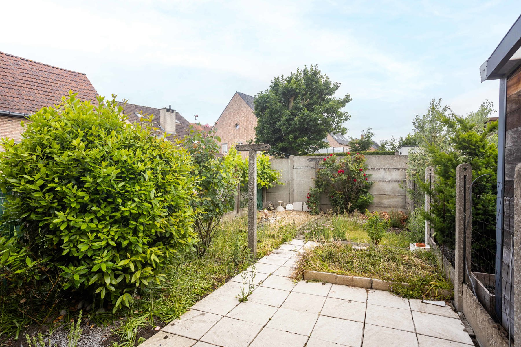 Te renoveren rijwoning met 3 slpk te Aalst! foto 23
