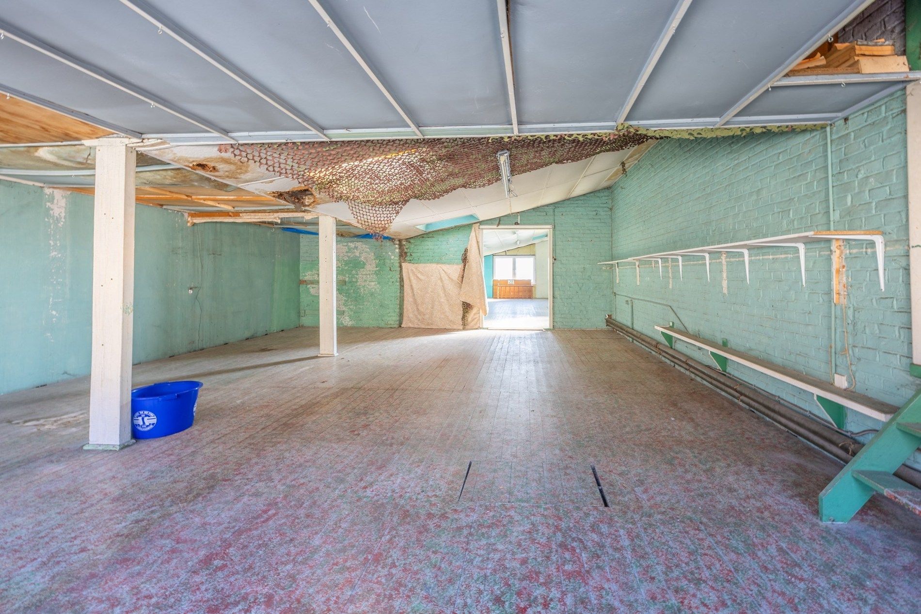 Gebouw voor gemengd gebruik met atelier op 568 m² foto 23