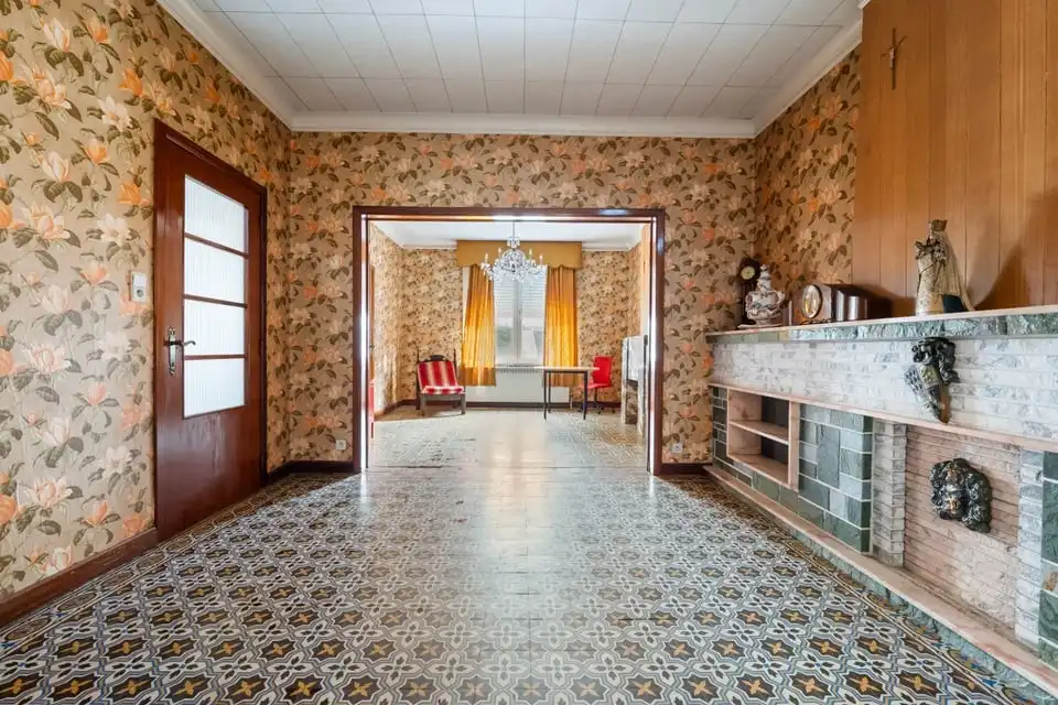 Ruime renovatiewoning met veel potentieel foto 10