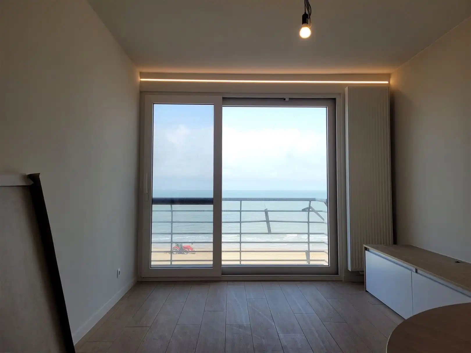 Modern appartement met uitzicht op zee en casino foto 3