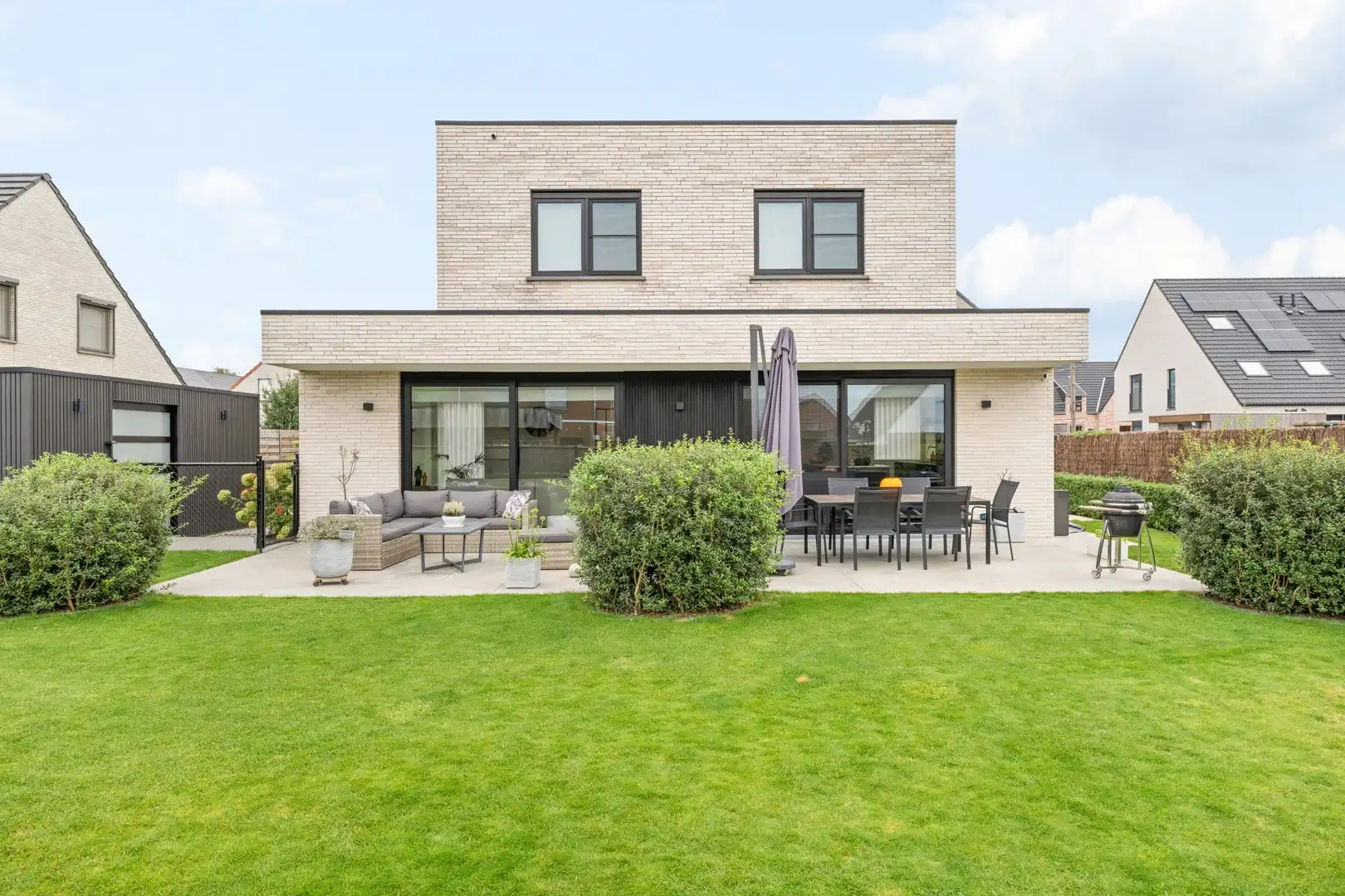 Recente, perfect afgewerkte villa met 4 slaapkamers te Roeselare foto 25
