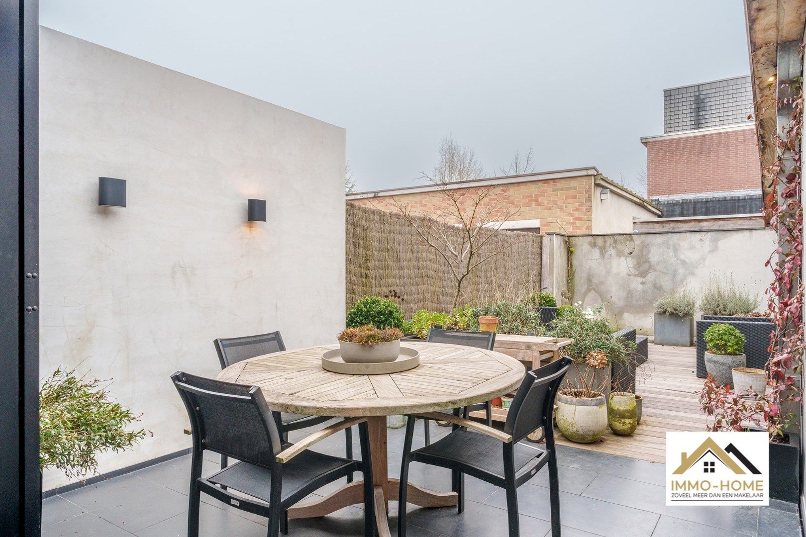 Gerenoveerd appartement met groot terras!! foto 12