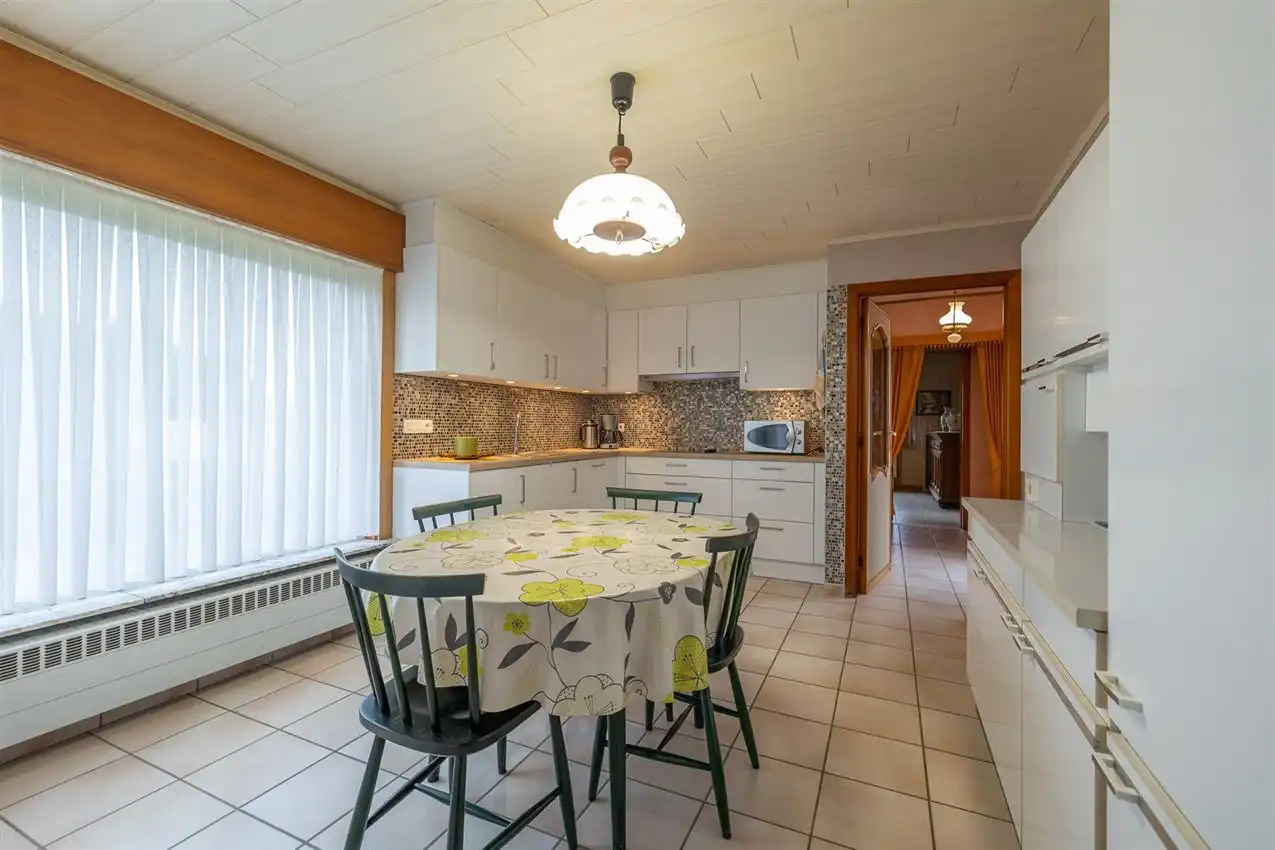 landelijk gelegen, maar nabij dorpskern, 4 slpkmrs foto 7