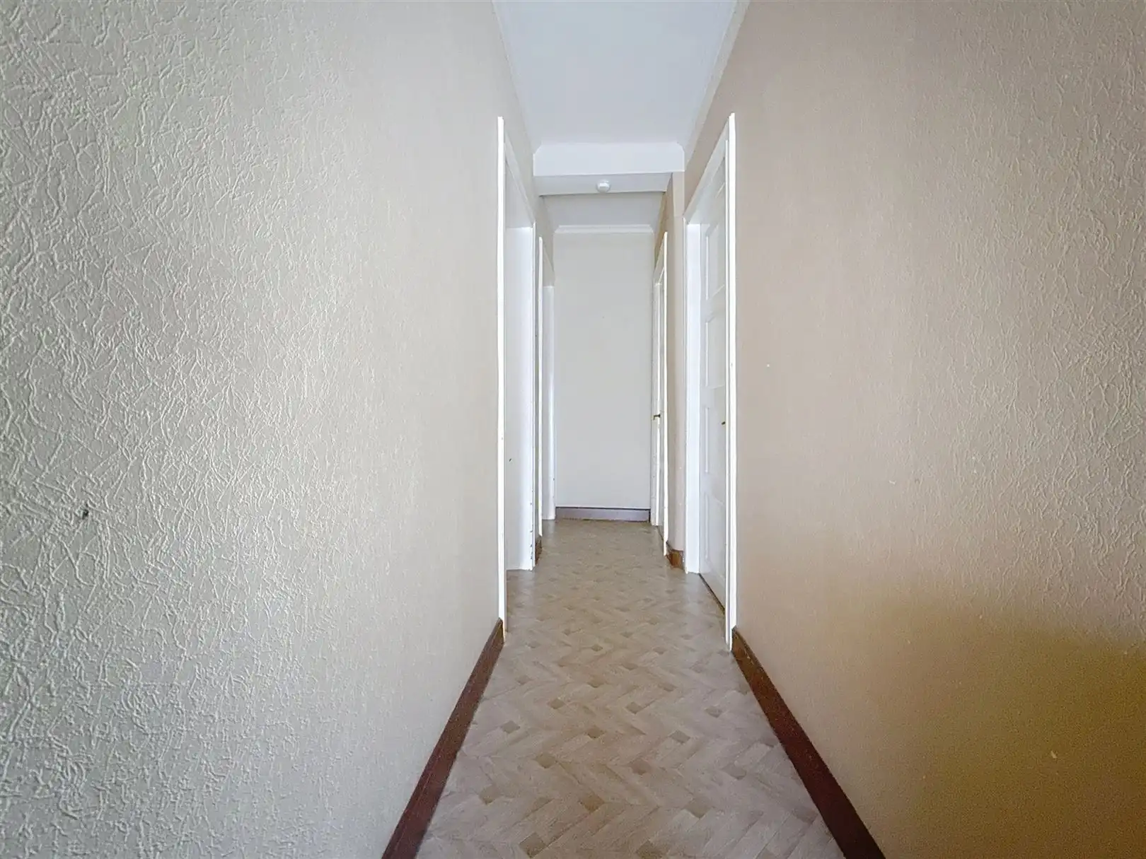 Ruime woning met 4 slpks en verhuurde studio + tuin foto 51