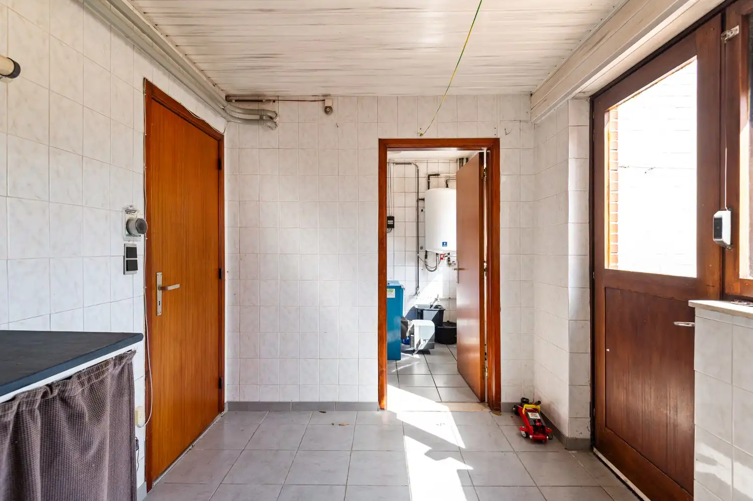 Te renoveren woning met enorm veel potentieel en mooie tuin op toplocatie in Lier foto 8