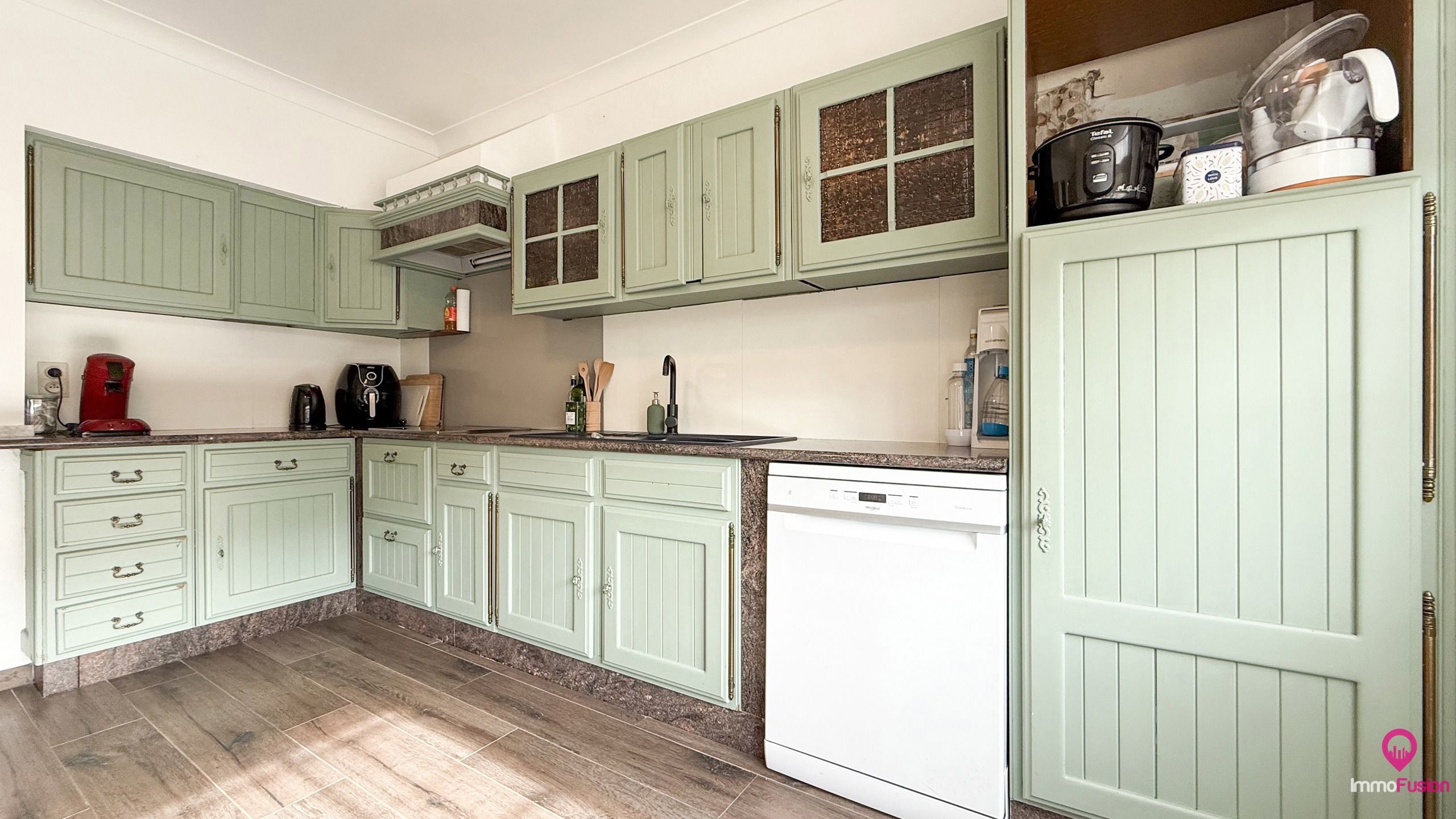 Instapklare woning met charme, 3slpk en grote tuin! foto 13