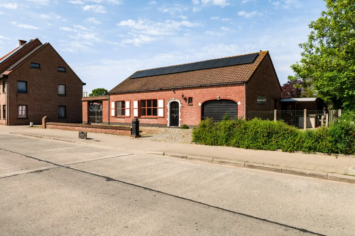 Charmante, te renoveren woning met ruime groene tuin foto 35