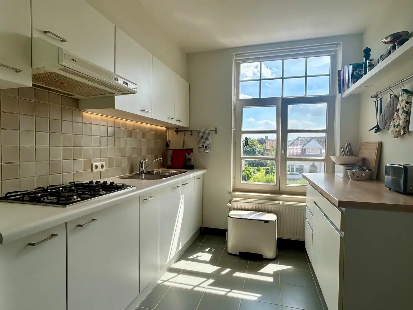 Lichtrijk en volledig instapklaar 2-slaapkamerappartement op topligging in Heverlee foto 8