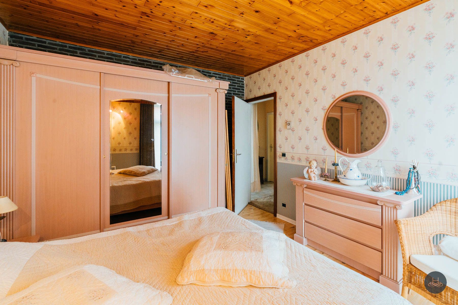 Ruime woning op prachtperceel van 28a91ca in hartje Ramsel foto 10