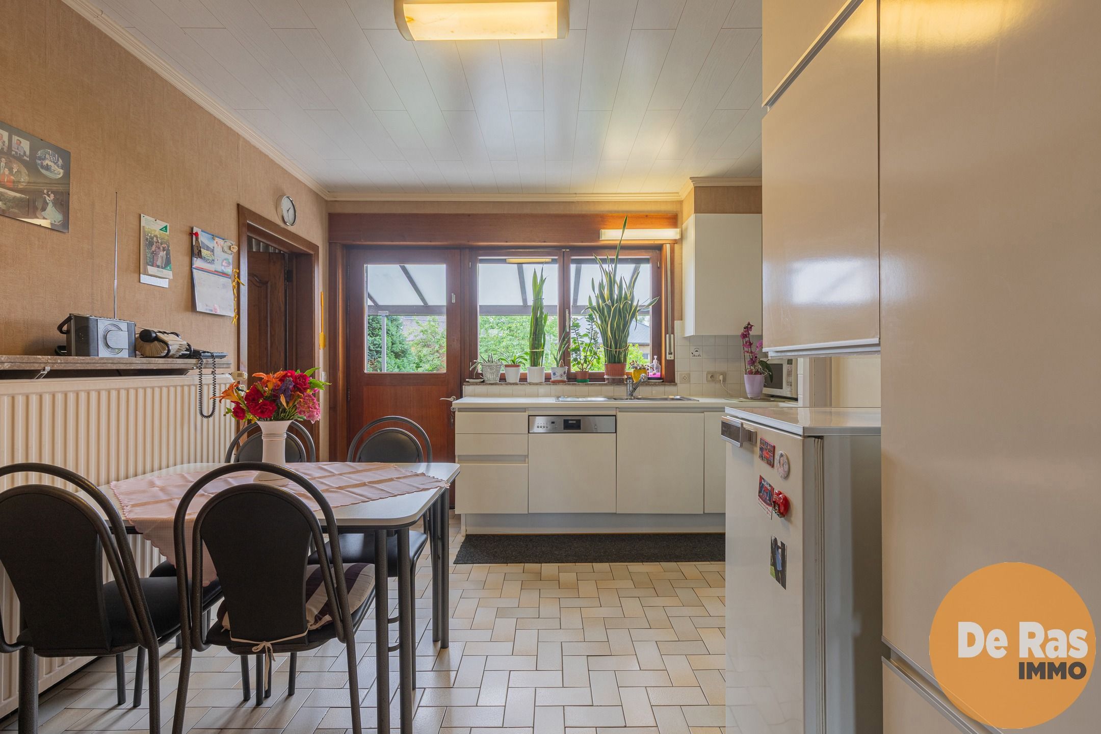 HILLEGEM - Statige HOB op rustige ligging met mooie tuin foto 9
