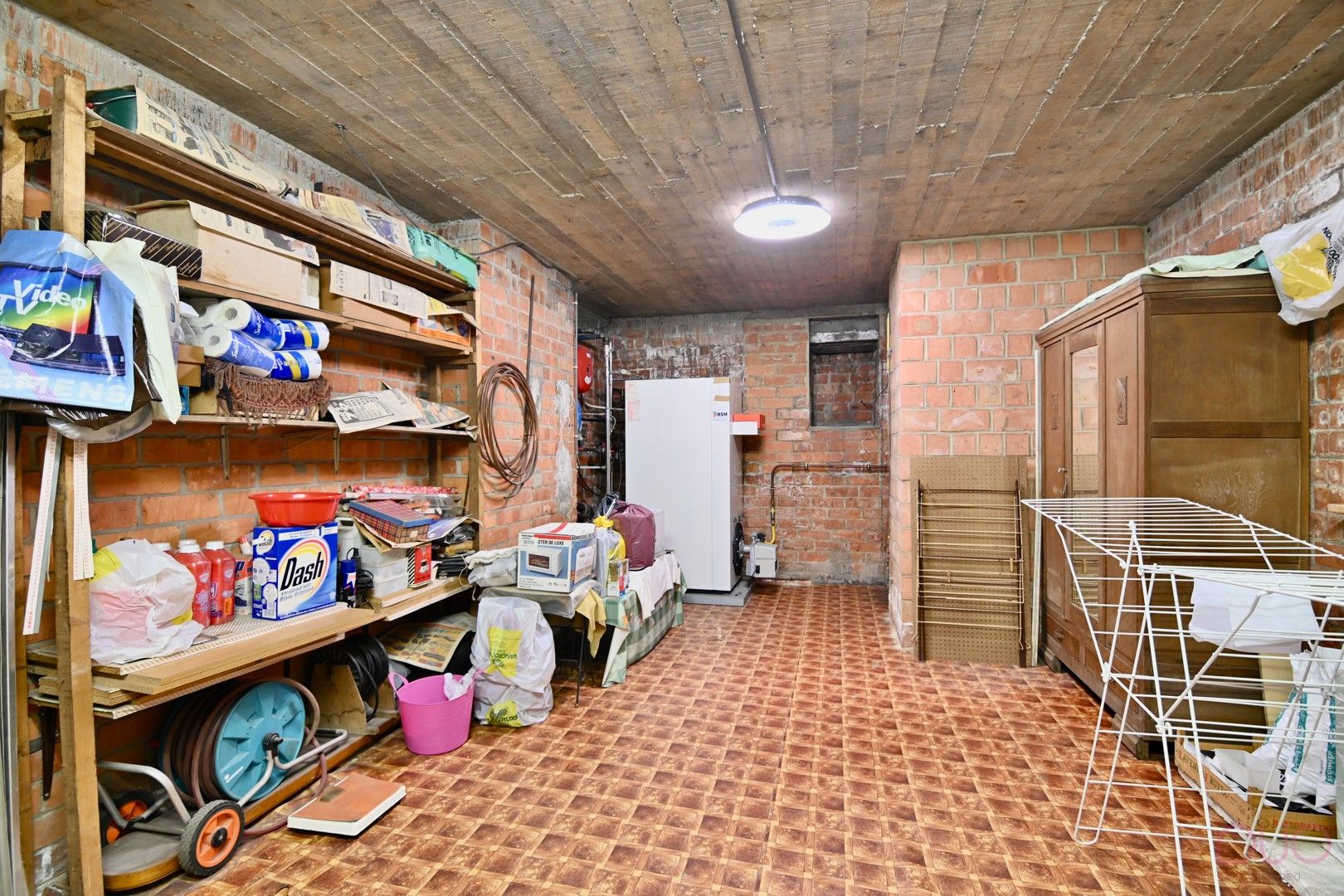 Charmante halfopen gezinswoning nabij het centrum van Sint-Truiden met 2 garages foto 25